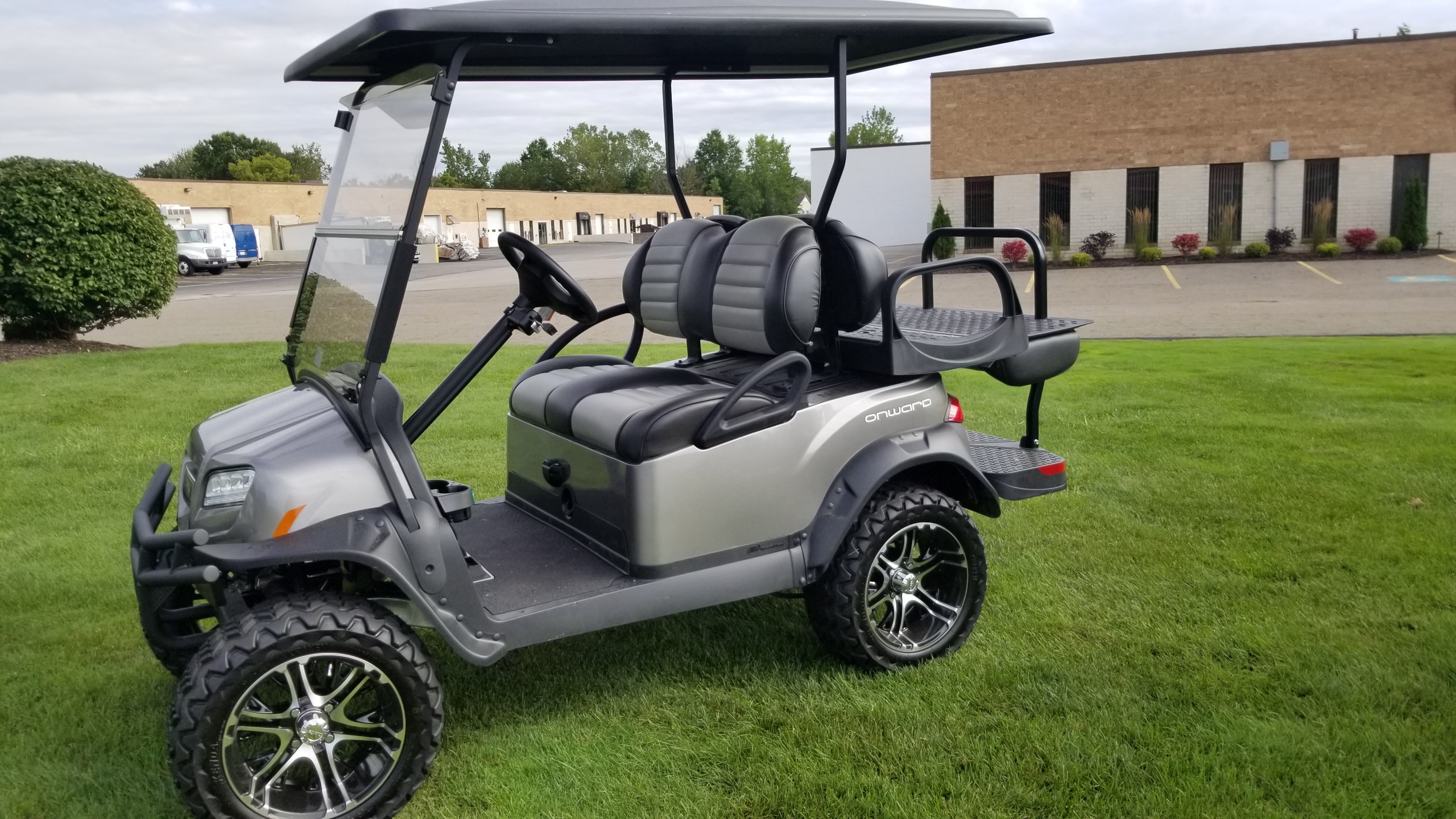 2019 Club Car Onward Lifted 4 Passenger Electric Ohio Golf Cart