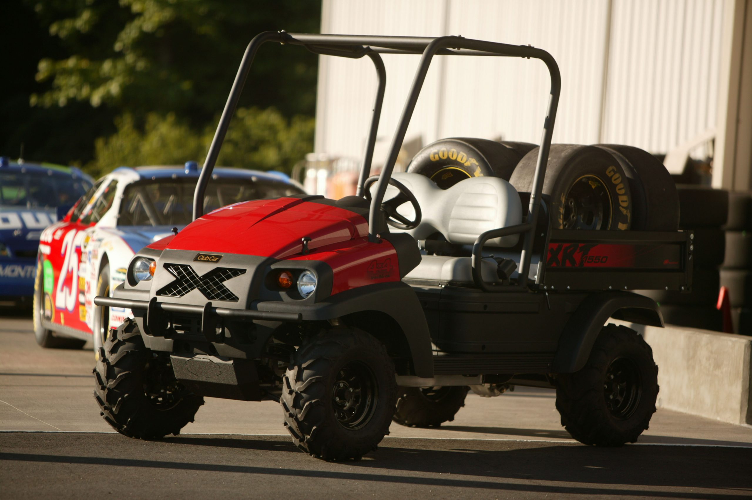 2020 Club Car XRT 1550 4WD 2 Passenger Gas Ohio Golf Cart / Utility