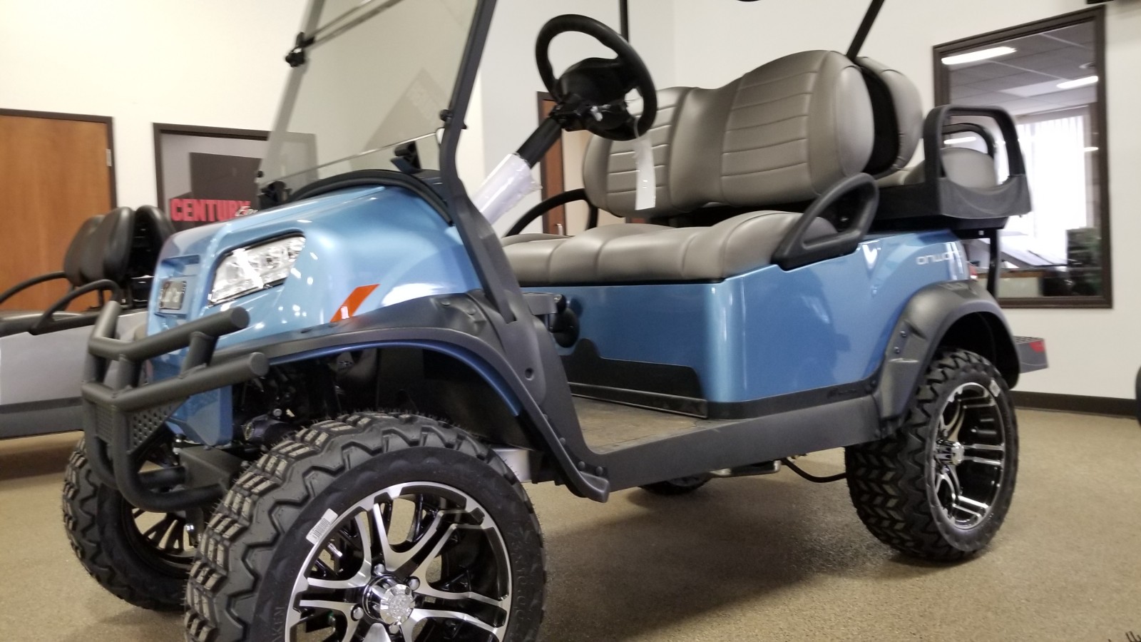 2021 Club Car Onward Lifted 4 Passenger Gas Ohio Golf Cart / Utility